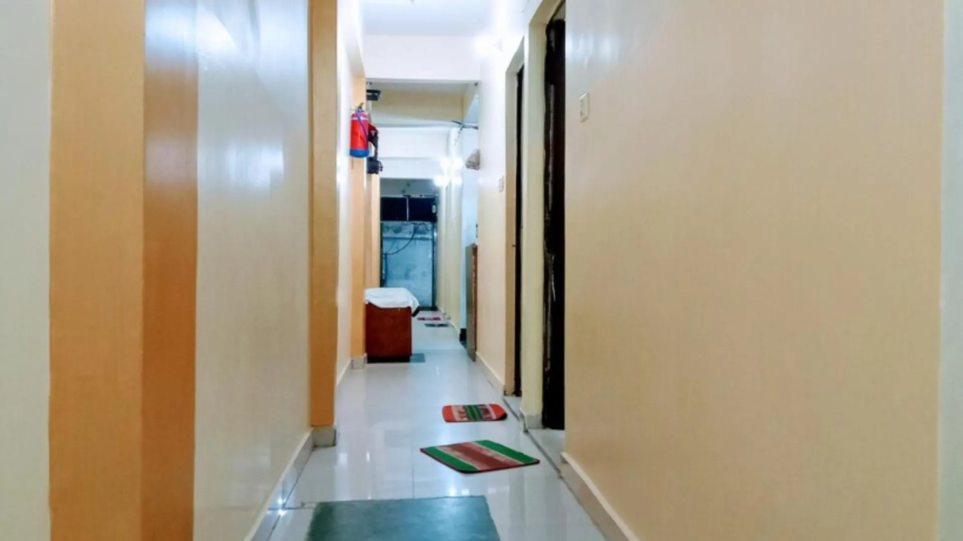 Goroomgo Shivay Guest House Varanasi - Jantar Mantar Mandir-900M 3*,  인도