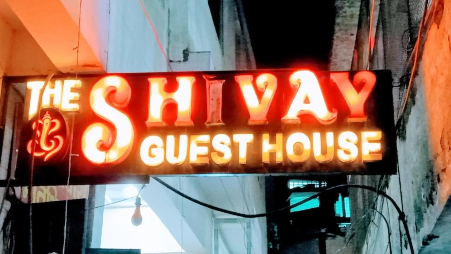 Goroomgo Shivay Guest House Varanasi - Jantar Mantar Mandir-900M 인도